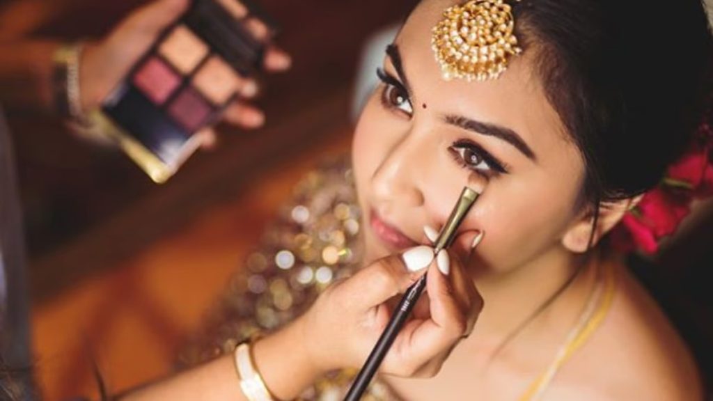 Make-up studio specials